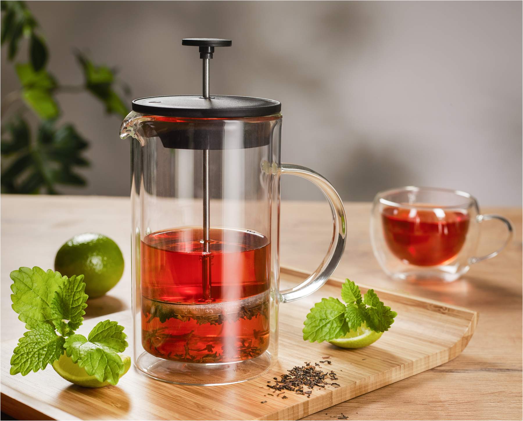 Doppelwandiger Kaffee- & Teebereiter - French Press 1 Stück